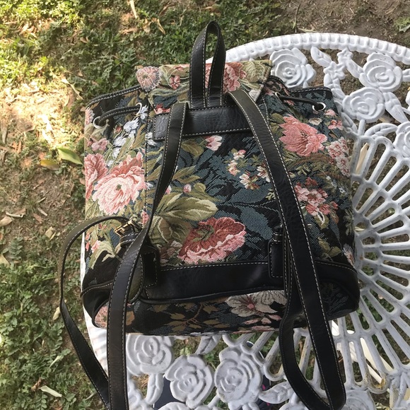 Backpack - Picture 2 of 4